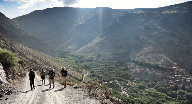 guided walking holidays singles