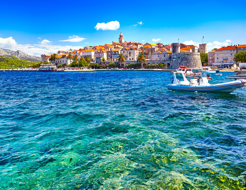 LAST MINUTE TRIPS:<br>Book your summer holiday