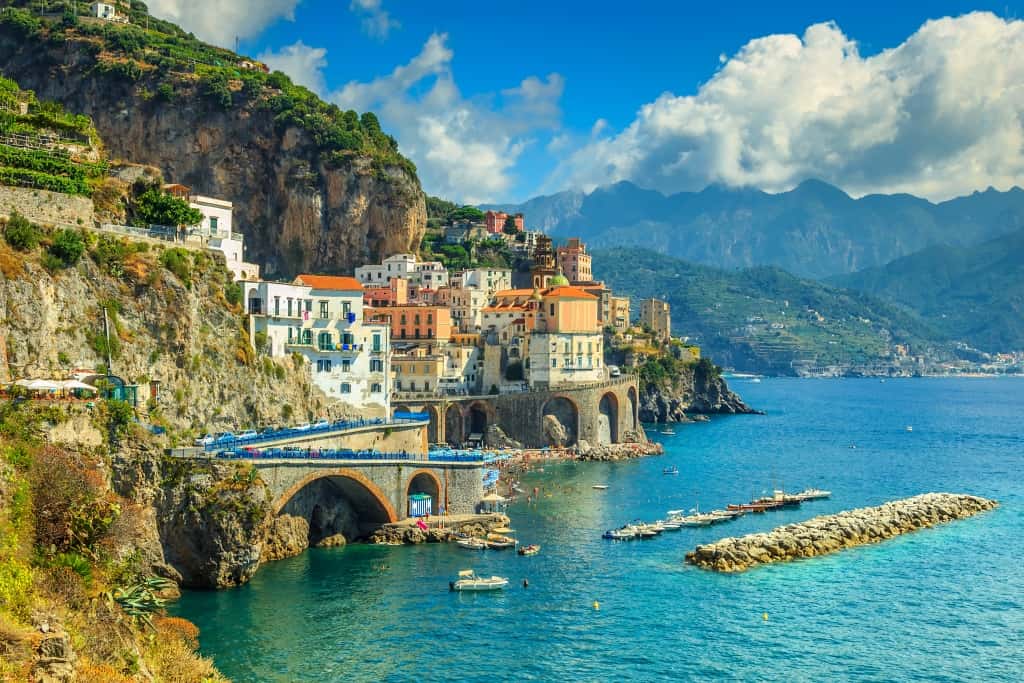 walking holidays on amalfi